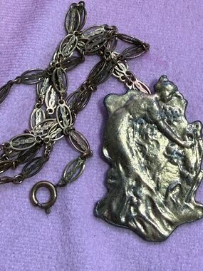 1920s Art Nouveau Pendent Necklacee